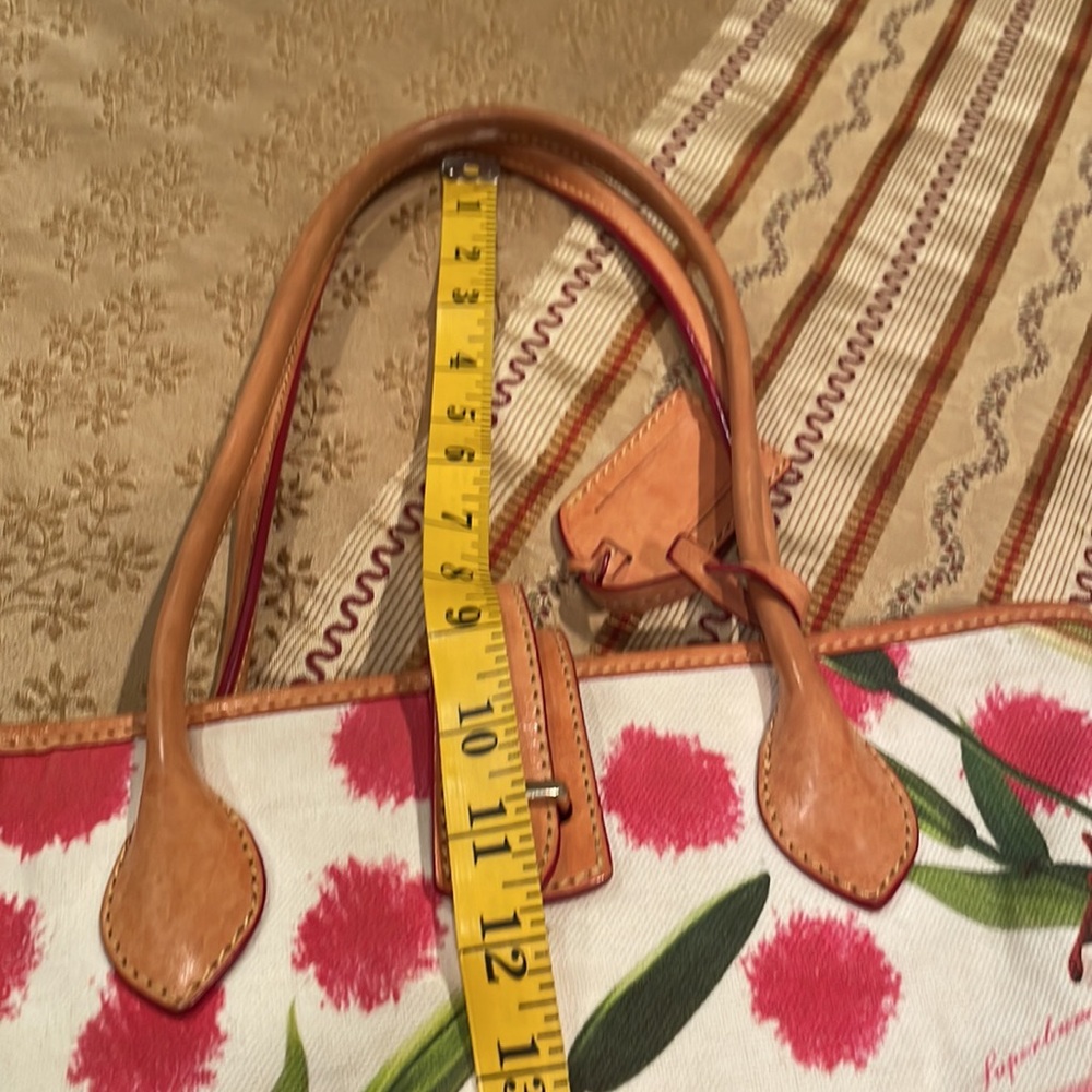 Dooney Bourke Cindy Lilly Bag, Brown Leather,
Canvas, Tote Preppy Classic Purse - Picture 15 of 15